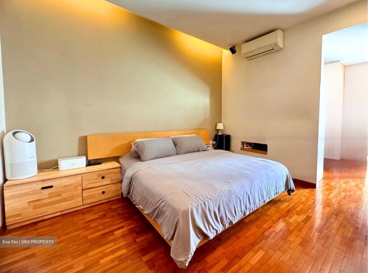 Clover Park (D20), Terrace #466893241